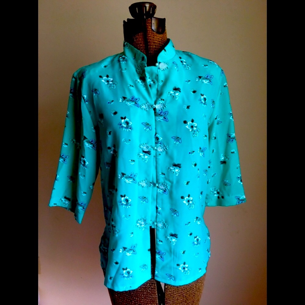 Beautiful Teal Vintage WTWangTai Shirt